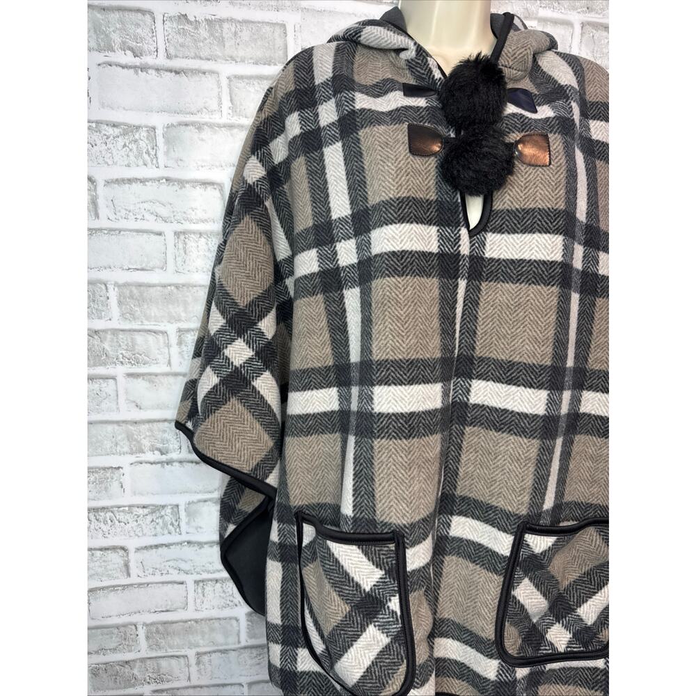 Rachel Rachel Roy Plaid Hooded Poncho Cape L/XL Black Tan Cozy Winter Wrap - Picture 4 of 7